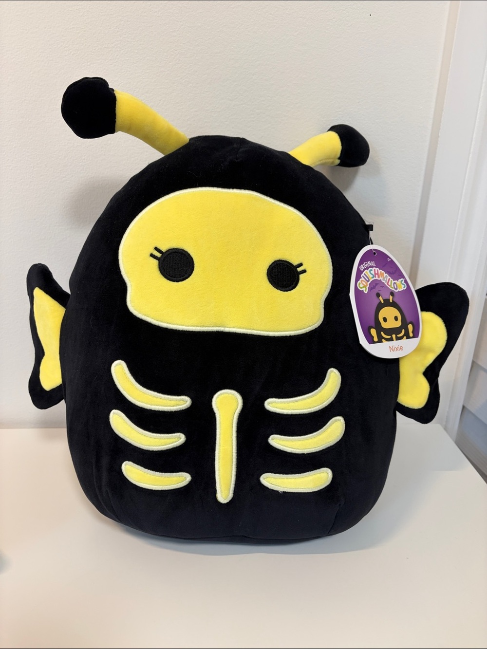 Squishmallow 12” Nixie the bumblebee Skeleton yellow black plush teddy bear NEW